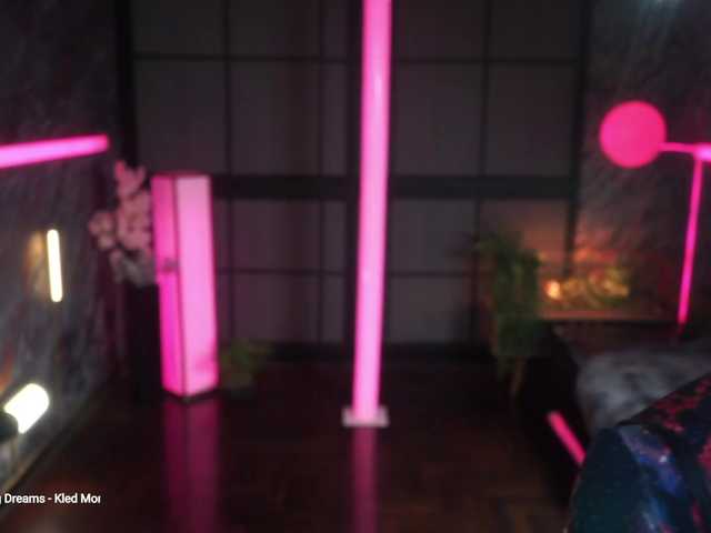 Alessa-Goreng live cam on BongaCams