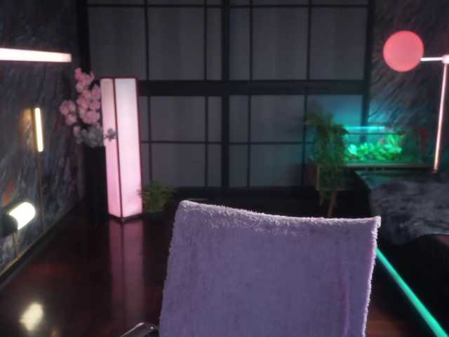 Alessa-Goreng, live now on BongaCams