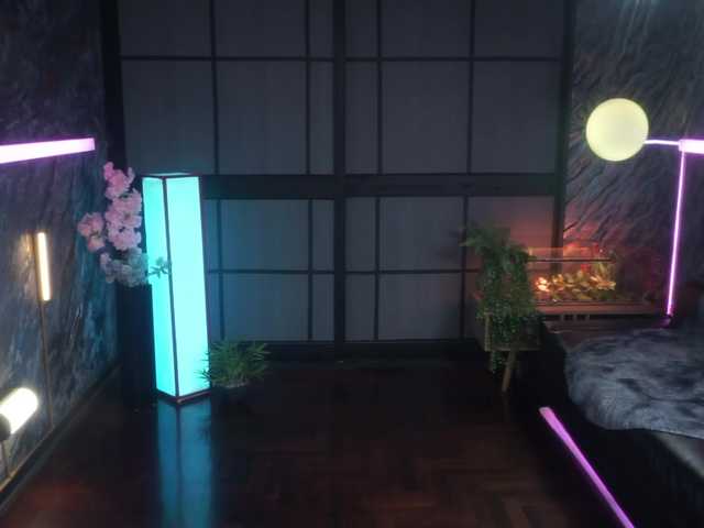 Alessa-Goreng live cam on BongaCams