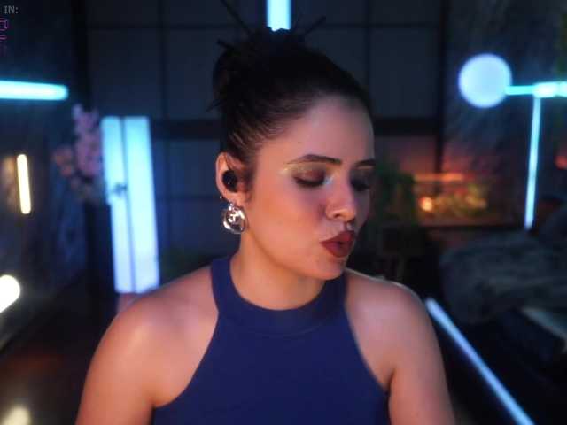 Alessa-Goreng live webcam show