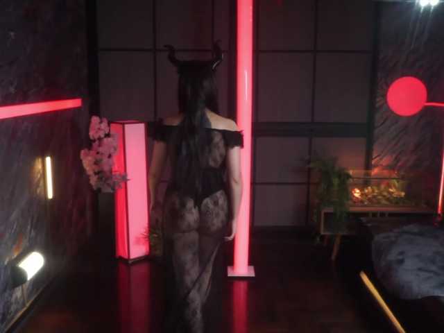 Alessa-Goreng live cam on BongaCams