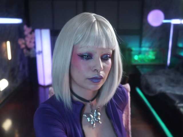 Alessa-Goreng, en directo ahora en BongaCams