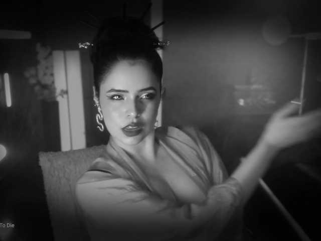 Alessa-Goreng live cam on BongaCams