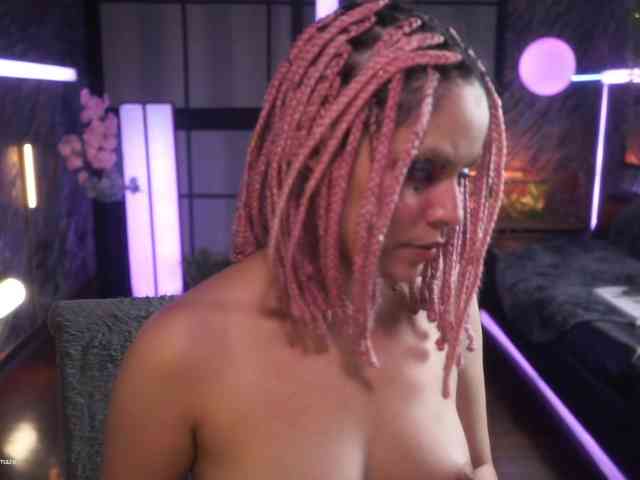 Modelo: Alessa-Goreng