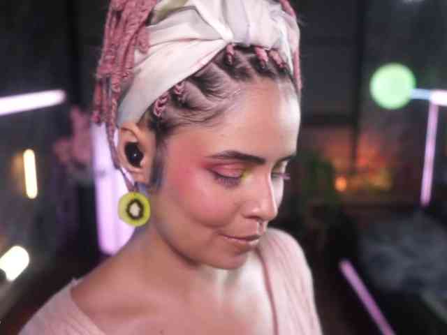Alessa-Goreng webcam