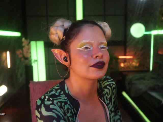 Modelo: Alessa-Goreng