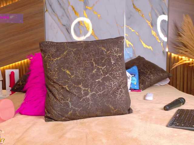 Angellx's BongaCams show and profile