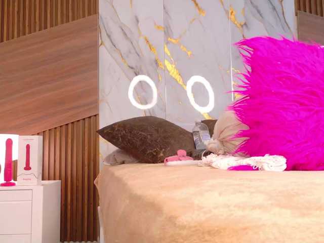 Angellx's BongaCams show and profile