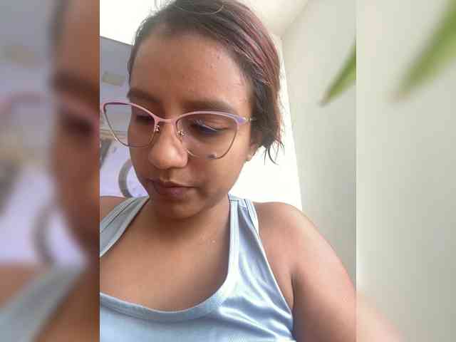 Angellx Live Webcam on BongaCams