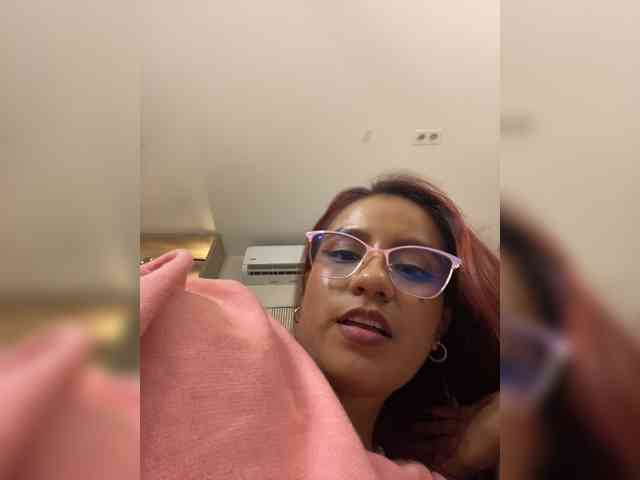 Angellx Live Webcam on BongaCams