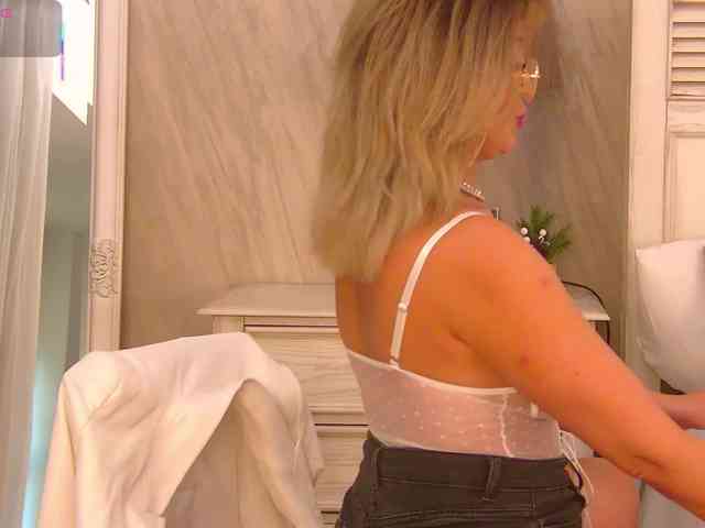 JuliaEyrie