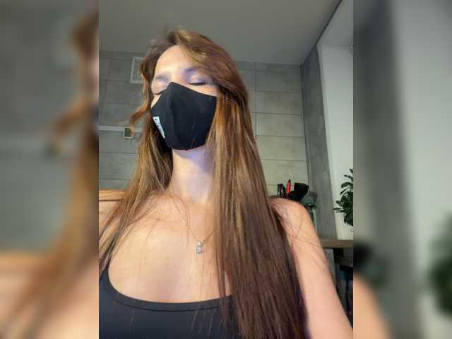 Saliss1, en directo ahora en BongaCams