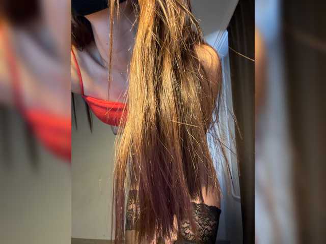 le modèle Saliss1 est en webcam porno dans un show sur le site bongacams, il possède les tags suivants: White/Caucasian,Redhead,Shaved