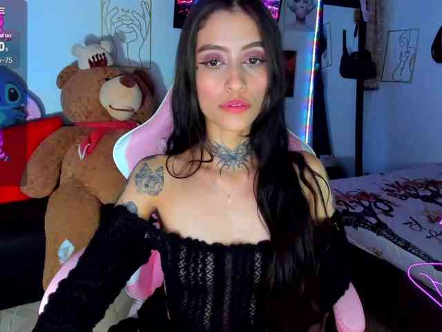 Melanny-lopez-18