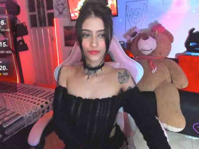 Melanny-lopez-18