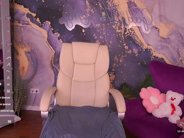 CarolinaDi live webcam show