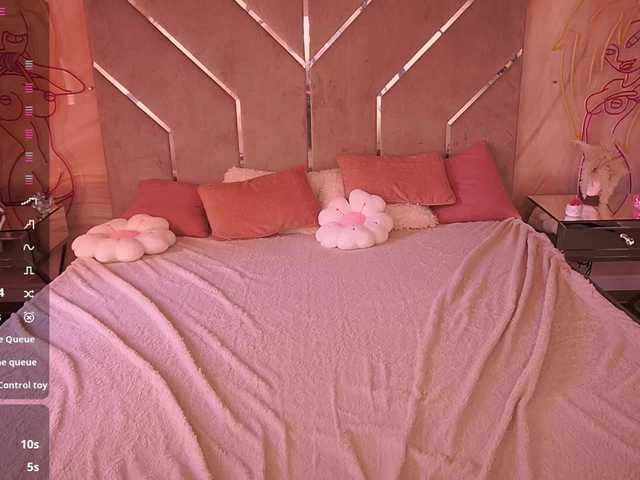 Sex chat gratuit in direct cu CarolinaDi pe BongaCams