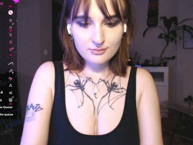 momorenaaa webcam