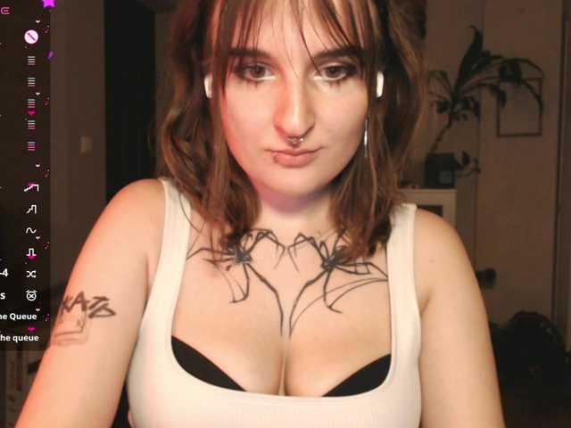 momorenaaa live webcam show