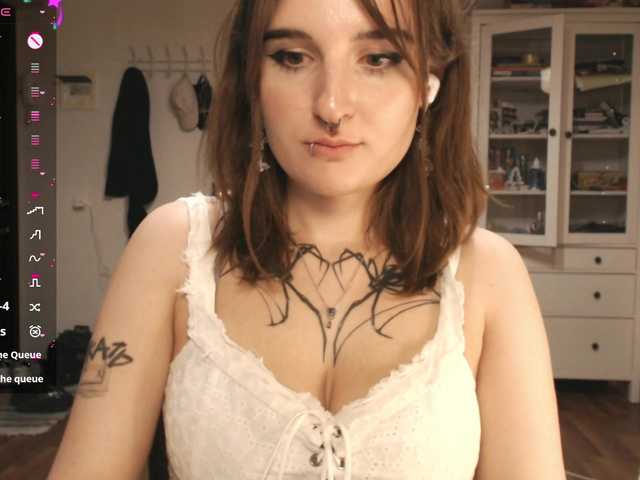 momorenaaa live cam