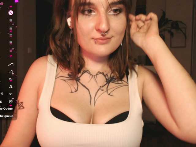 momorenaaa live webcam show