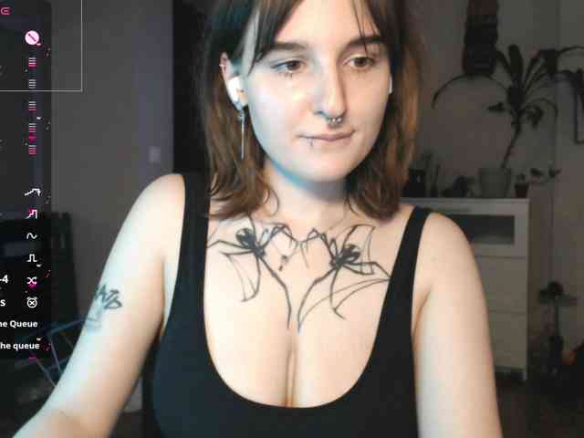 momorenaaa webcam