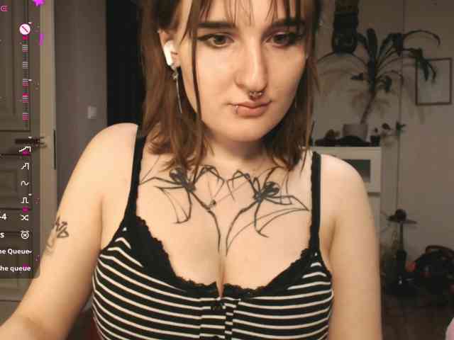 momorenaaa webcam