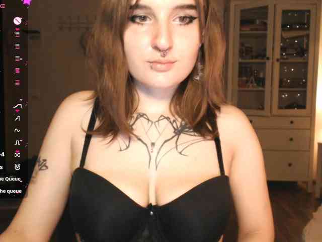 momorenaaa webcam