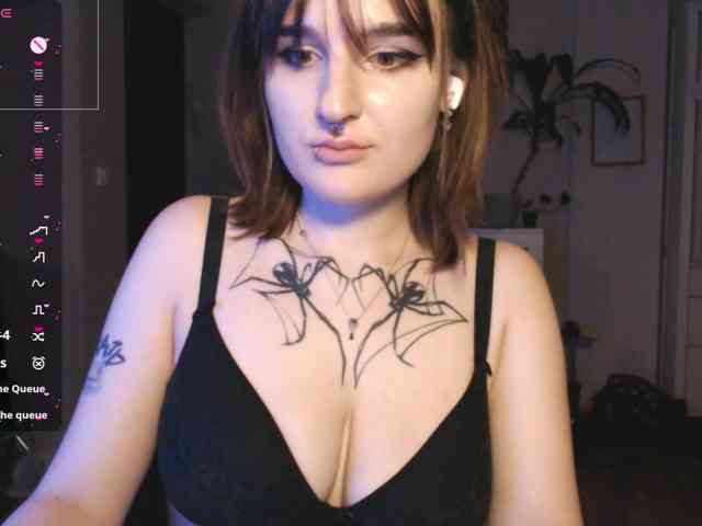 momorenaaa webcam