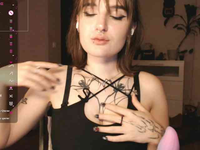 momorenaaa webcam