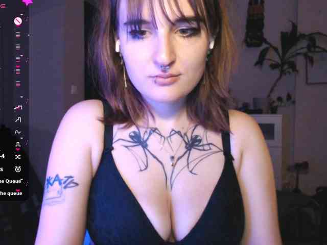 momorenaaa webcam