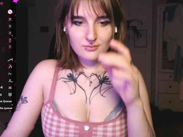 momorenaaa webcam