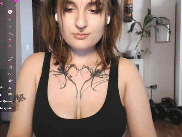 momorenaaa webcam