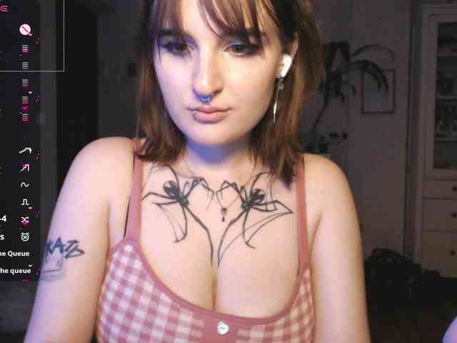 momorenaaa webcam
