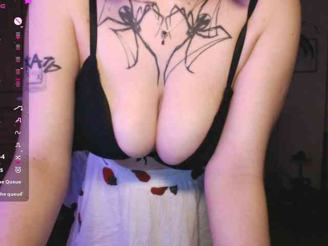 momorenaaa webcam