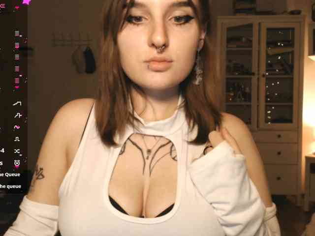 momorenaaa webcam