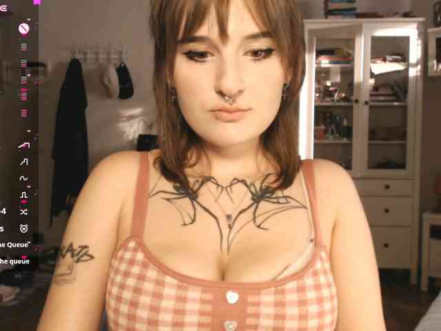 momorenaaa webcam