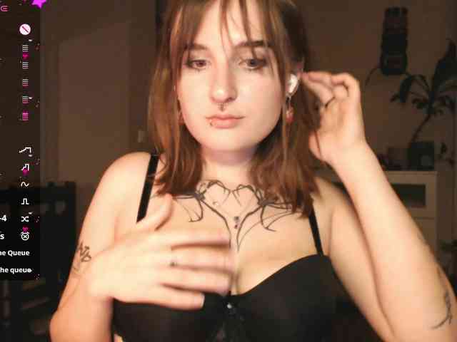 momorenaaa webcam
