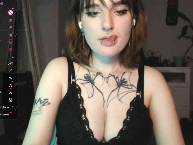 momorenaaa webcam