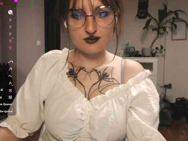 momorenaaa webcam