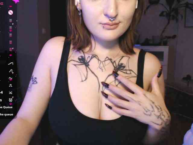 momorenaaa webcam