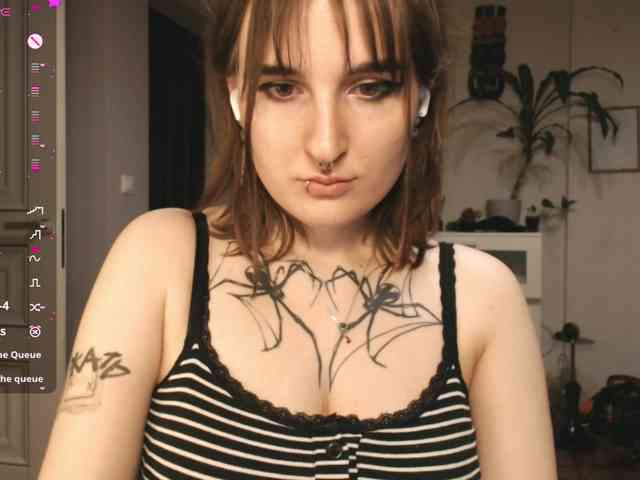momorenaaa webcam