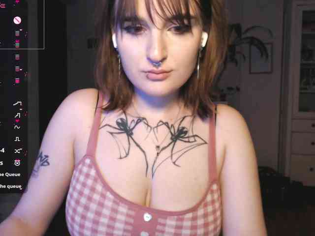 momorenaaa webcam
