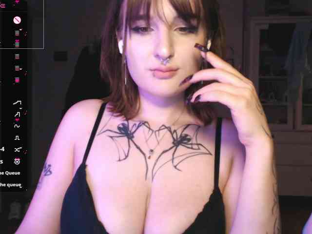 momorenaaa webcam
