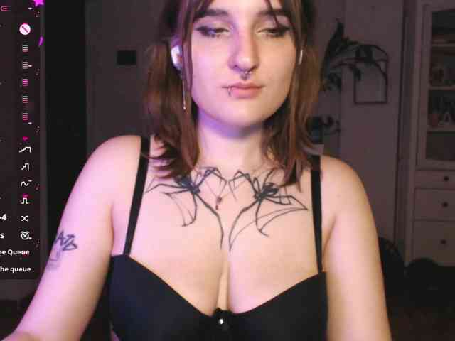 momorenaaa webcam
