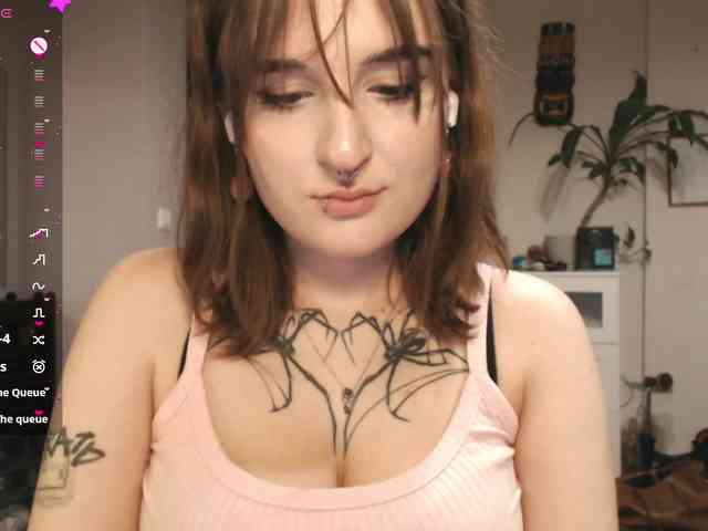 momorenaaa webcam
