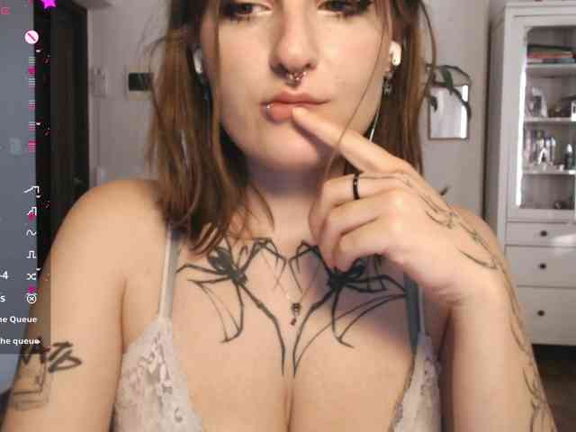 momorenaaa webcam