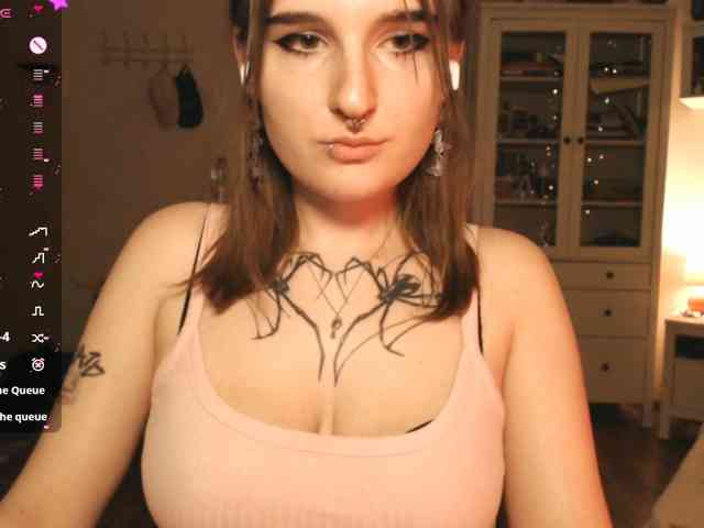momorenaaa webcam