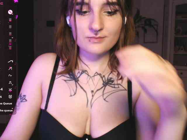 momorenaaa webcam