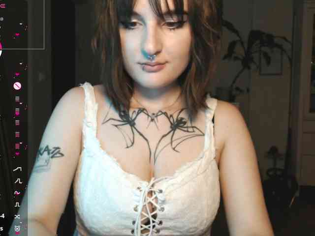 momorenaaa webcam